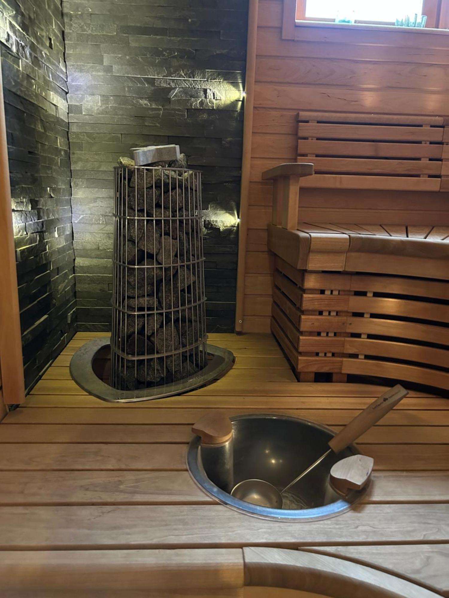 Charming Condo In The Downtown Рованиеми Екстериор снимка